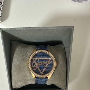Guess Uhr