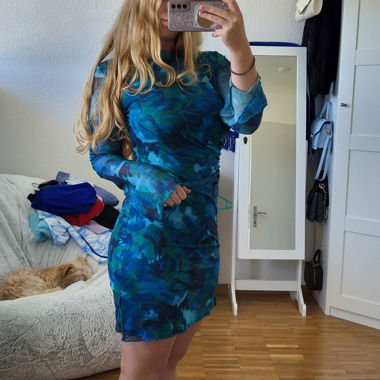 Elegantes blaues Kleid Gr. S/M