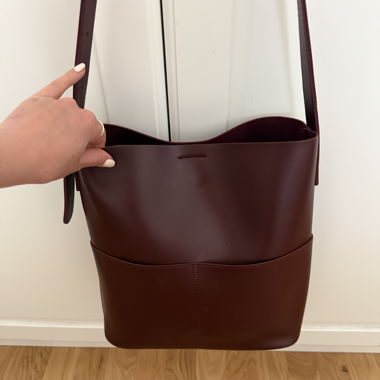 Burgundy Umhängetasche
