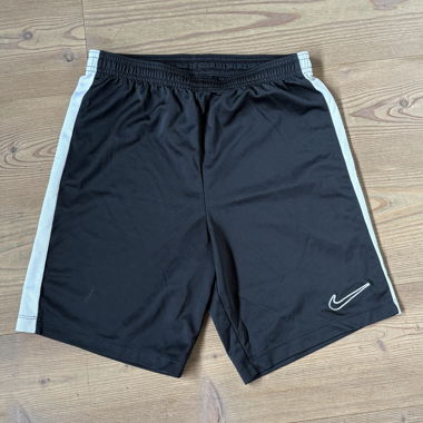 Nike short noir