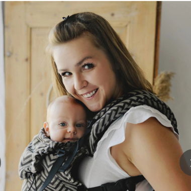 baby carrier / porte-bébé