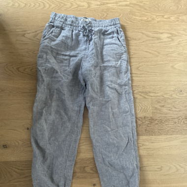 Graue Leinen Hose