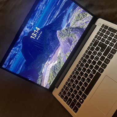 LENOVO-IDEA IdeaPad