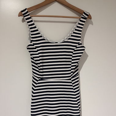 gestreifte Kleid