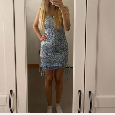 Blumen Kleid
