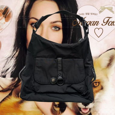 Schwarze Nylon-TOMMY HILFIGER Schultertasche