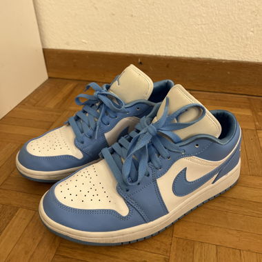 Jordan 1 low 