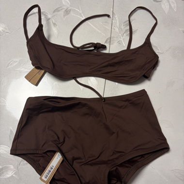 Set Bikini SKIMS Recycled Swim marrone XS