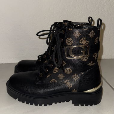 Guess Stiefel