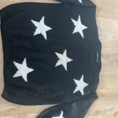 Maglione nero stelle
