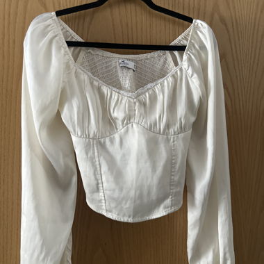 Hollister Bluse coquette creme romantisch 