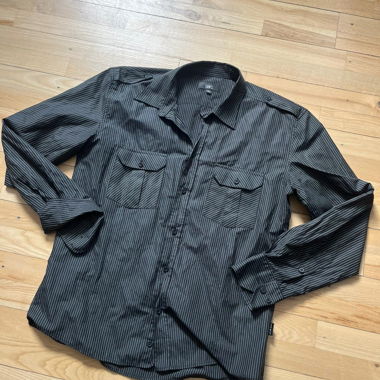 Chemise rayée avec poches