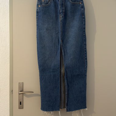 Jupe en jean Stradivarius taille 34