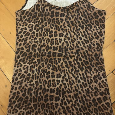 leo-tank top