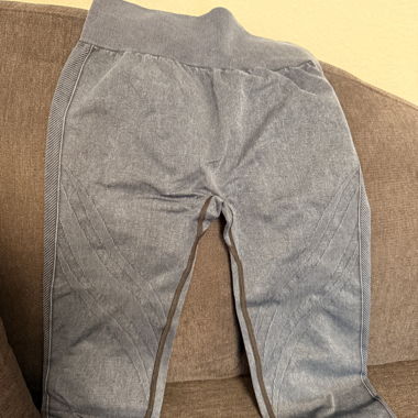 Scrunch Sport Leggings – Figure-Hugging & Stylish