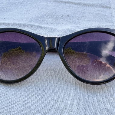 Lunettes de soleil noires