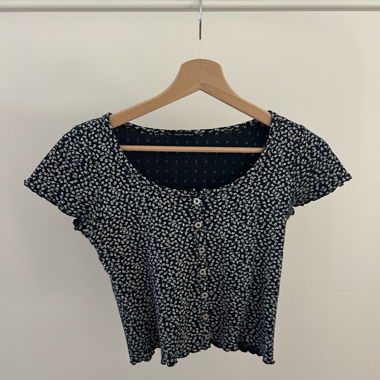 Brandy Melville Bluse mit Blumenmuster