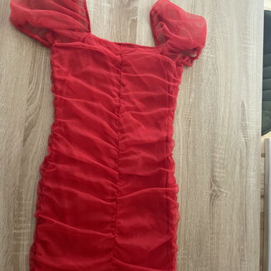 Rotes Kleid
