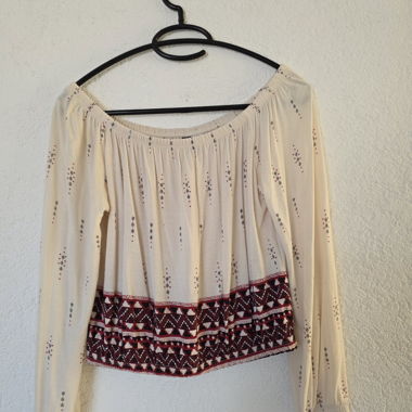 Off-Shoulder Top