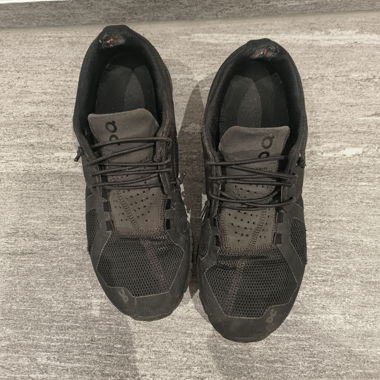 On Schuhe schwarz