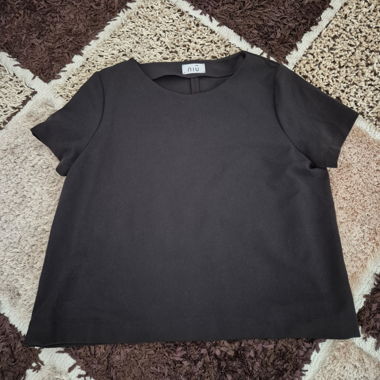 T-shirt noir Niu