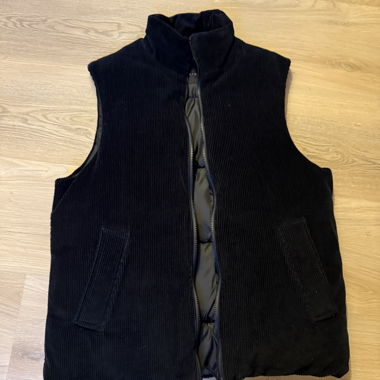 Gilet in velluto a coste ASOS DESIGN nero