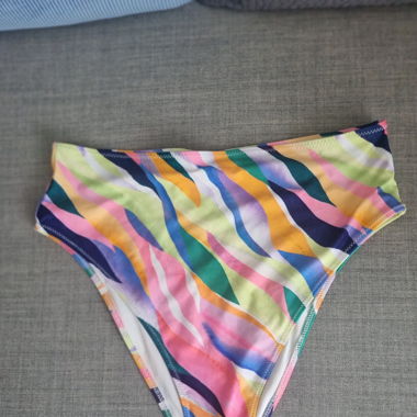  Trendy Farbige Bikinihose – Perfekte Passform