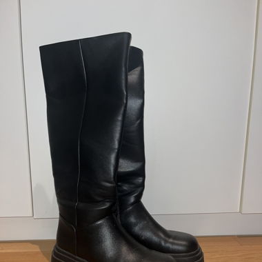 Plateau Boots