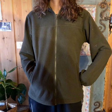 Dunkelgrüne Fleecejacke mit Reissverschluss