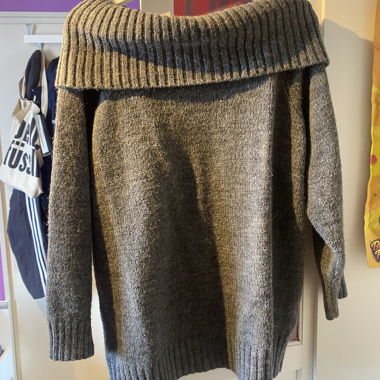 Maglione Scollato