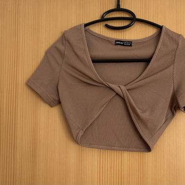 T-shirt brun court 