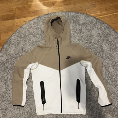 Nike Tech-Fleece