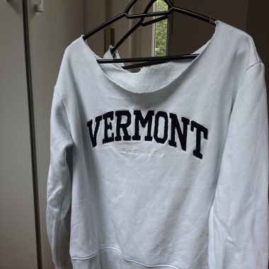 Off the shoulder Sweatshirt