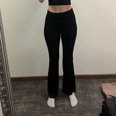 Pantalon évasé côtelé noir