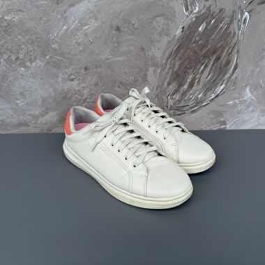 Weiße Levi's Sneakers