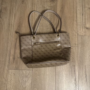 Beige Guess Handtasche