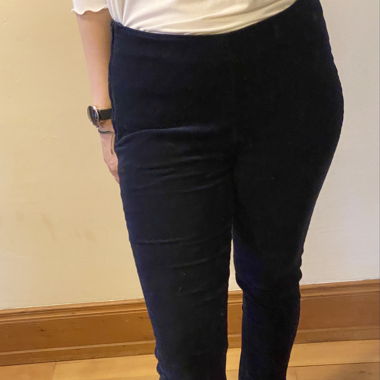 Dunkelblaue Hose