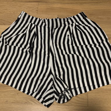 Stoff Shorts 