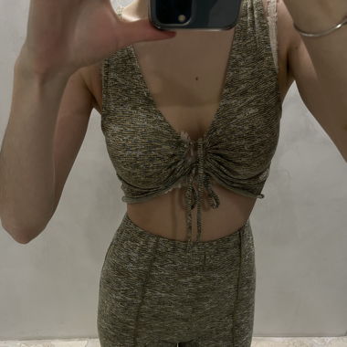 crop top