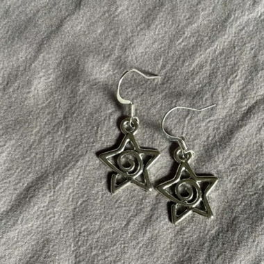Star earring