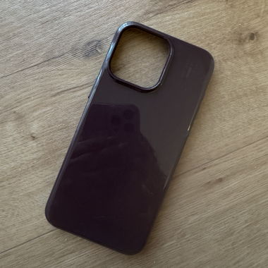 iDeal of Sweden MagSafe phone case in Bordeaux