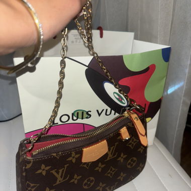 Pochette Louis Vuitton