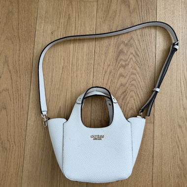 Guess bag