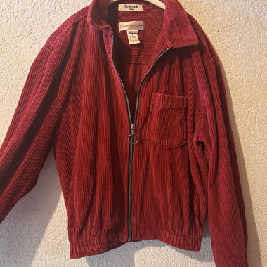 Veste en velours côtelé rouge
