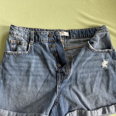 Short Blue Jeans