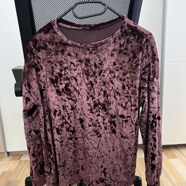 Long-sleeve top