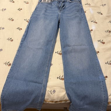 H&M Jeans mit weitem Bein EU 34