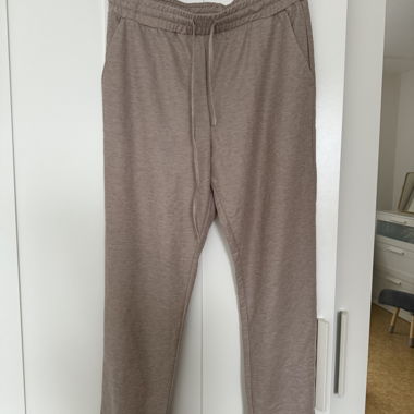 Pantaloni 