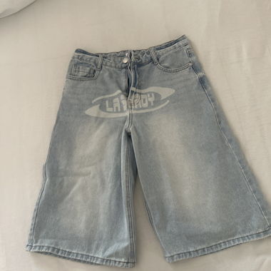 Short in jeans