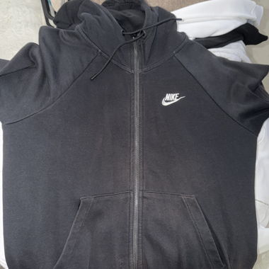 Felpa Nike con zip nera